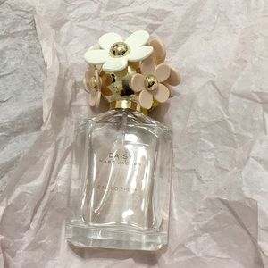 Marc Jacobs Daisy